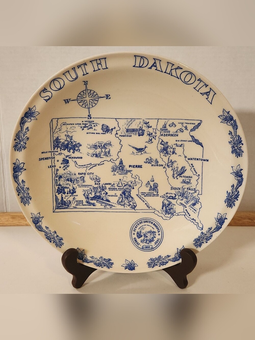 Vtg Vernon Kilns South Dakota State Souvenir Map Plate Blue Transferware 10.5"